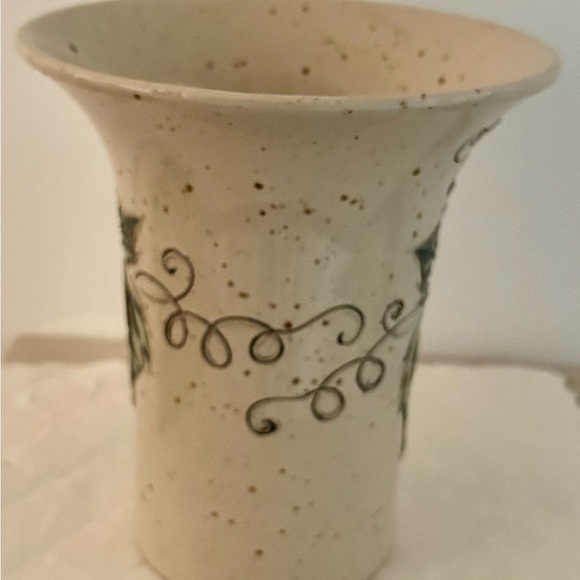 Hand made. Artisan French Pottery wine cooler/vase. Signed - Picture 6 of 9